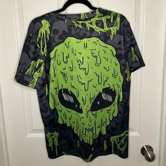 Men’s Alien Tshirt Size L Large no tag - Picture 2 of 2